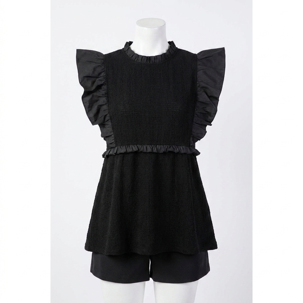 NEW THML ruffle textured top in black